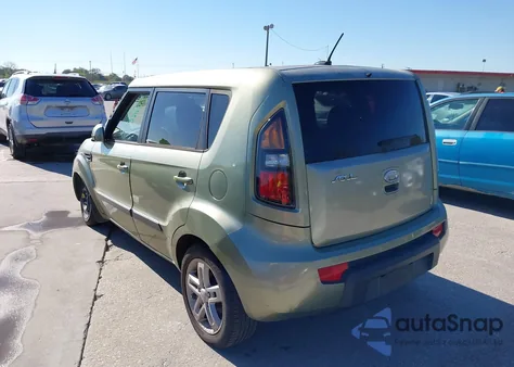 2011 Kia Soul + z USA, uszkodzony, nr VIN KNDJT2A21B7331154